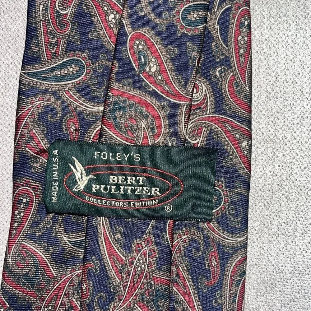 Vintage Foley’s Bert Pulitzer collectors edition